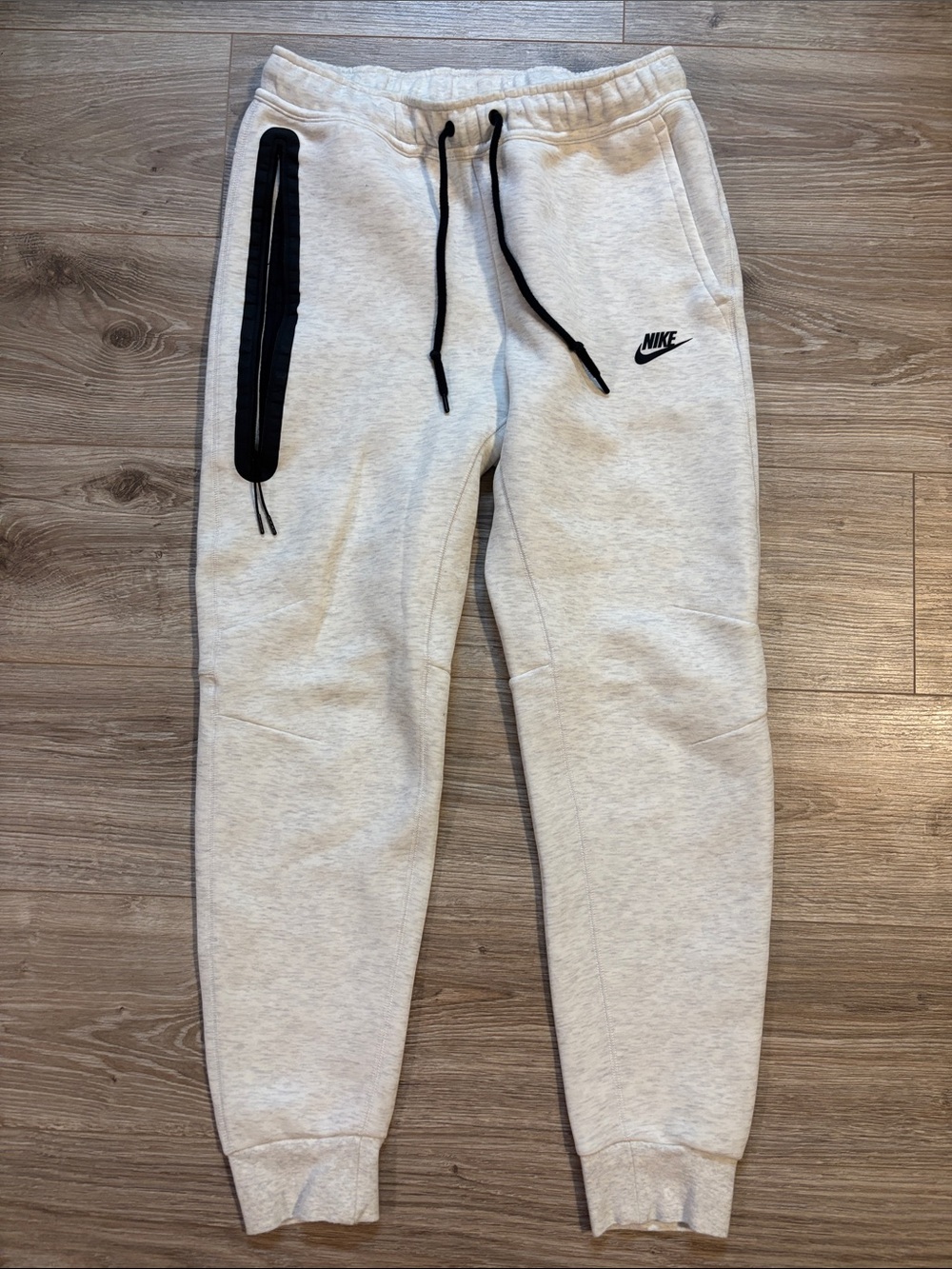 Nike Tech Joggers Light Heather Gray Joggers with Black Accents